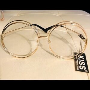 New Kiss Oversized Circle Gold Tone Sunglasses NWT